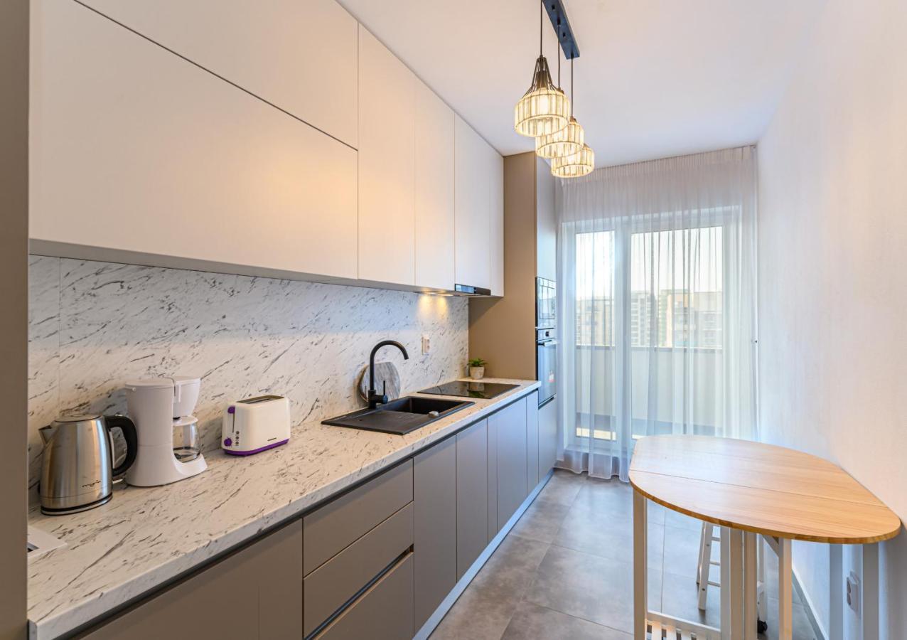 Rentforcomfort Dynamic Apartment Brasov Exterior photo